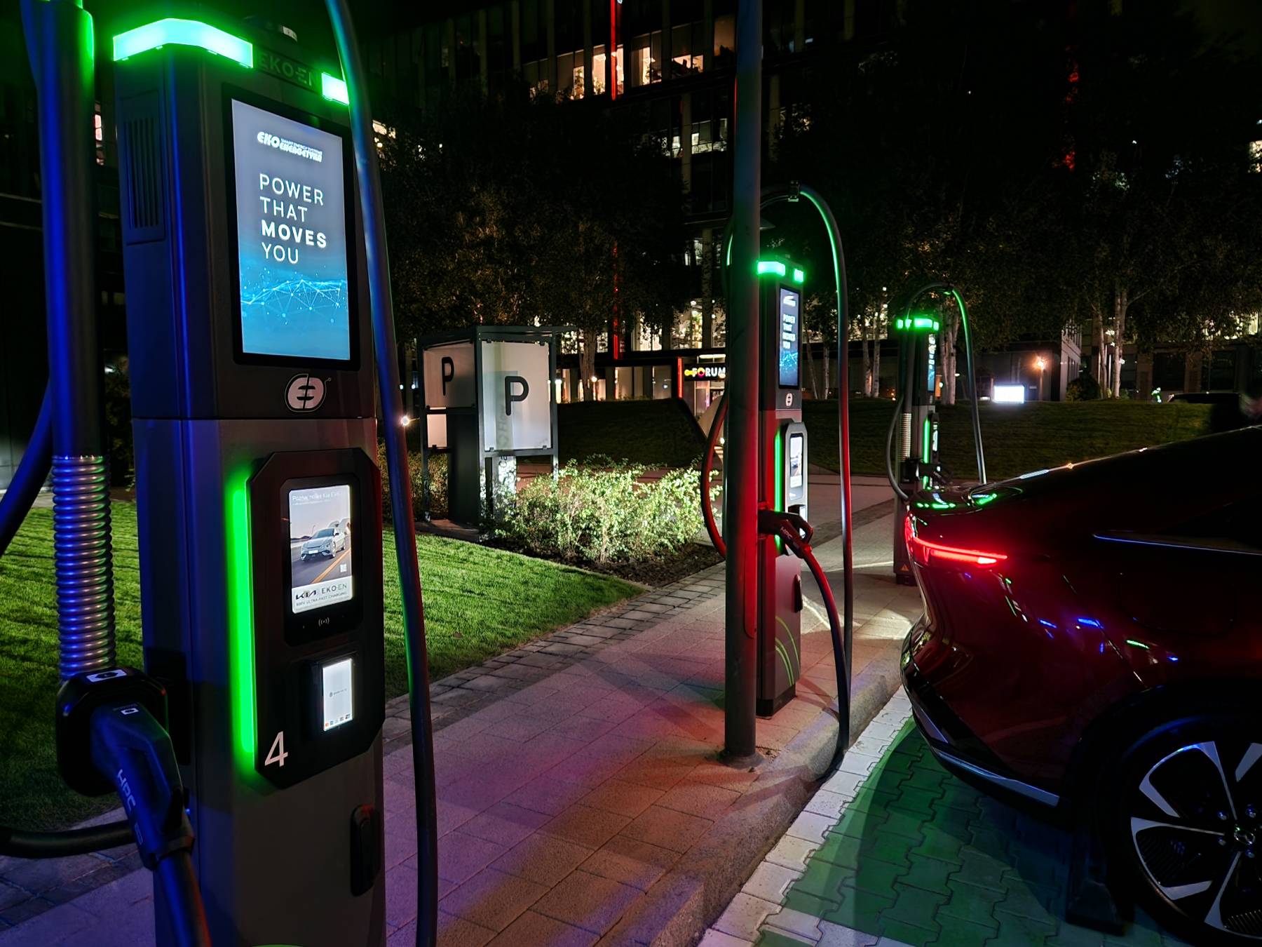 "HUB Warszawa Postępu 14 po modernizacji!"